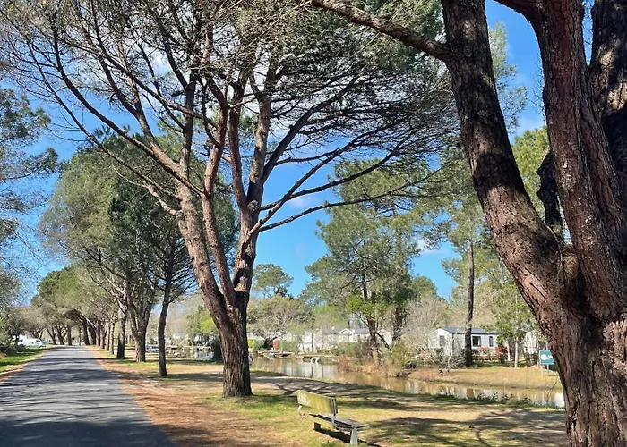 13 - En Duplex Jardin Prive A 400m Du 別荘 *